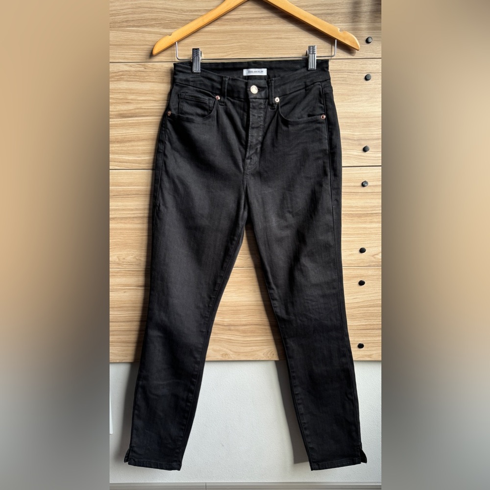 GOOD AMERICAN Good Waist Crop Jean in Black- Size 4 NWOT